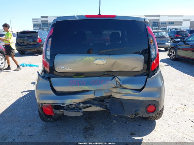 Продажа на аукционе авто 2018 Kia Soul, vin: KNDJN2A29J7572436, номер лота: 44797848