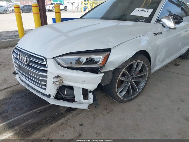 2018 AUDI S5 WAUR4AF5XJA109806 Photo 5