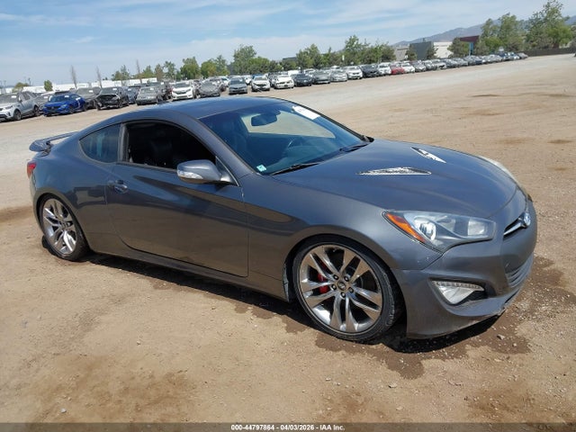 2015 HYUNDAI GENESIS KMHHU6KJ9FU126385