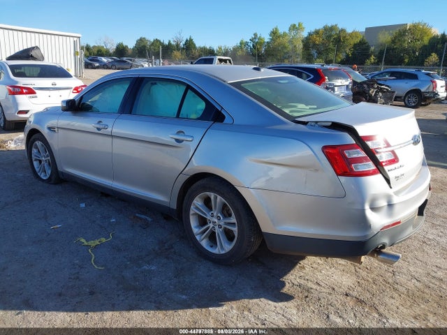 44797885 :رقم المزاد ، 1FAHP2E82FG177650 vin ، 2015 Ford Taurus Sel مزاد بيع
