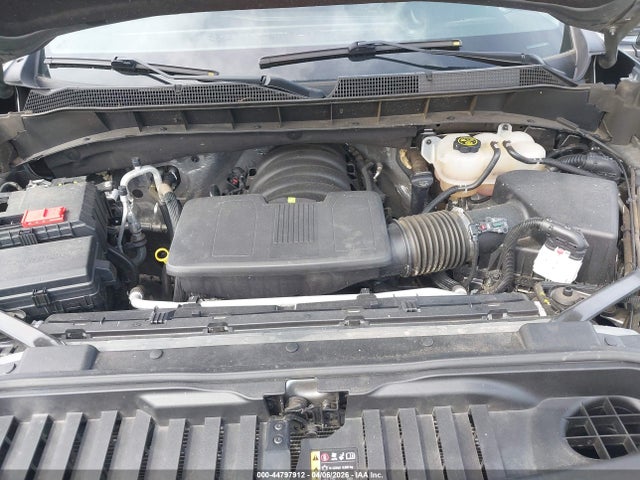 Продажа на аукционе авто 2024 Chevrolet Silverado 1500 4wd  Short Bed Lt, vin: 2GCUDDED7R1144932, номер лота: 44797912