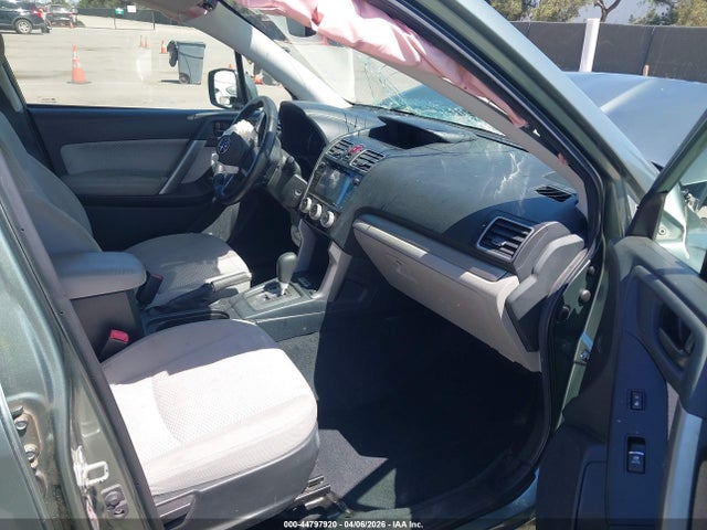 Subaru Forester 2.5i Premium 2018 JF2SJAGC7JH408222 Image 5