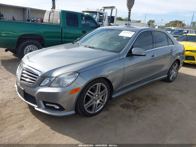 2010 MERCEDES-BENZ E 350 WDDHF5GB7AA138948 Photo 1