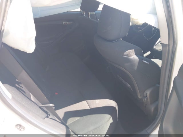 44797976 :رقم المزاد ، 2T1KE4EE6CC049526 vin ، 2012 Toyota Matrix S مزاد بيع