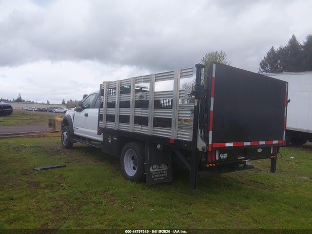 Ford F-550 Chassis Xlt 2022 1FD0W5HT9NEE69202 Image 3