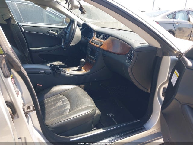 2006 MERCEDES-BENZ CLS 500 WDDDJ75X46A014263 Photo 4