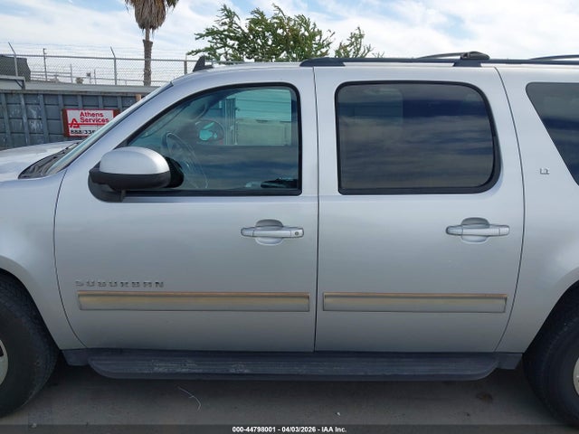 1GNSKJE72ER222886 Chevrolet Suburban 1500 Lt