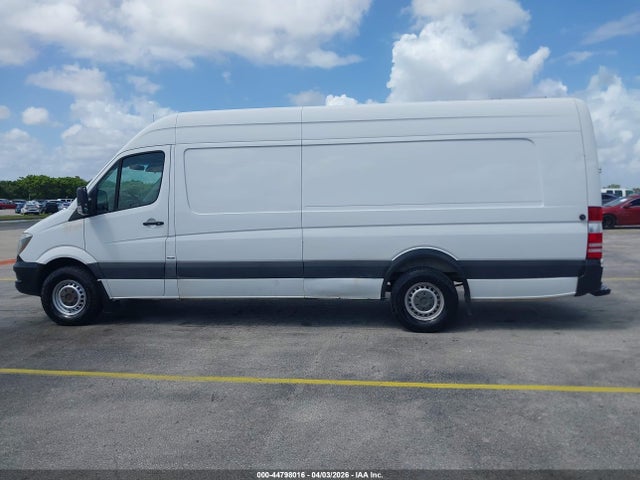 2014 Mercedes-benz Sprinter 2500 High Roof მანქანა იყიდება აუქციონზე, vin: WD3PE8DCXE5890188, აუქციონის ნომერი: 44798016