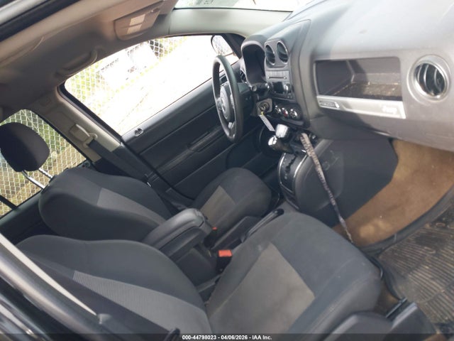 2017 JEEP COMPASS 1C4NJCBA0HD147952 Photo 4