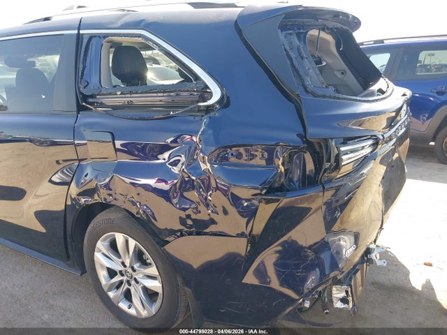 2023 TOYOTA SIENNA 5TDZSKFC7PS103549 Photo 5