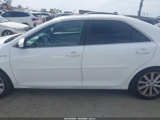4T1BD1FK5EU131383 Toyota Camry Hybrid Xle