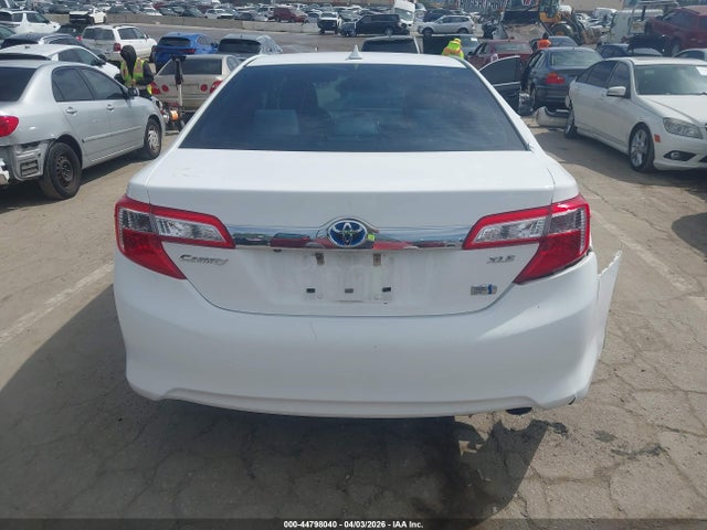 4T1BD1FK5EU131383 Toyota Camry Hybrid Xle