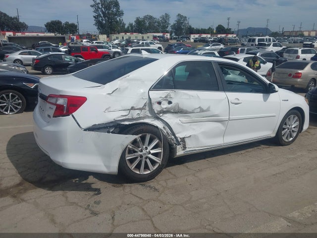 4T1BD1FK5EU131383 Toyota Camry Hybrid Xle