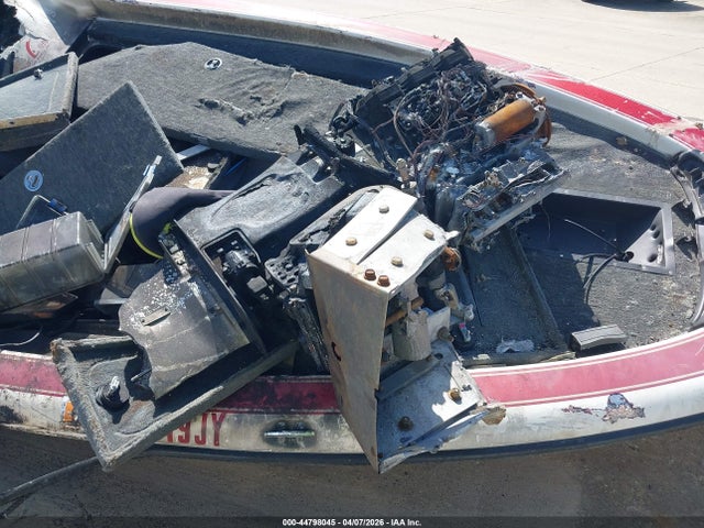 44798045 :رقم المزاد ، EJS03867I001 vin ، 2001 Viper Other مزاد بيع