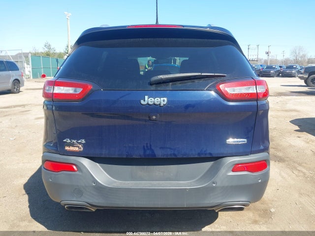 44798072 :رقم المزاد ، 1C4PJMCS9GW268777 vin ، 2016 Jeep Cherokee Latitude مزاد بيع