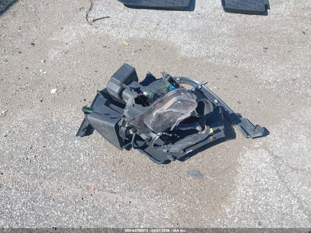 44798072 :رقم المزاد ، 1C4PJMCS9GW268777 vin ، 2016 Jeep Cherokee Latitude مزاد بيع