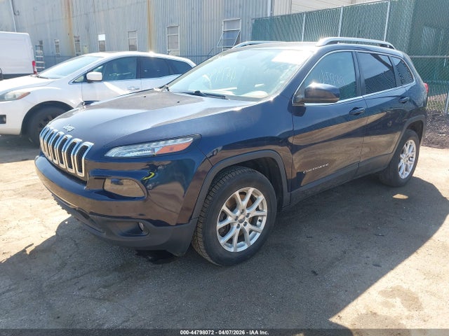 44798072 :رقم المزاد ، 1C4PJMCS9GW268777 vin ، 2016 Jeep Cherokee Latitude مزاد بيع