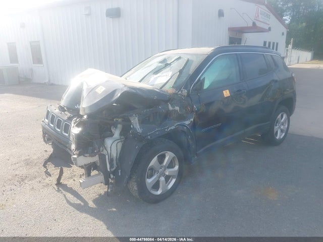 Jeep Compass Latitude 4x4 2018 3C4NJDBB6JT345398 Image 2