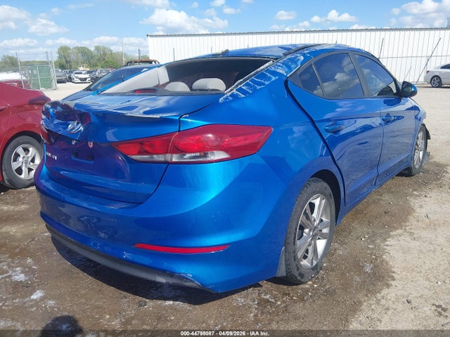44798087 :رقم المزاد ، KMHD84LF4HU399318 vin ، 2017 Hyundai Elantra Se مزاد بيع
