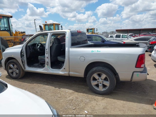Продаж на аукціоні авто 2017 Ram 1500 Express  4x2 6'4 Box, vin: 1C6RR6FT7HS805566, номер лоту: 44798133