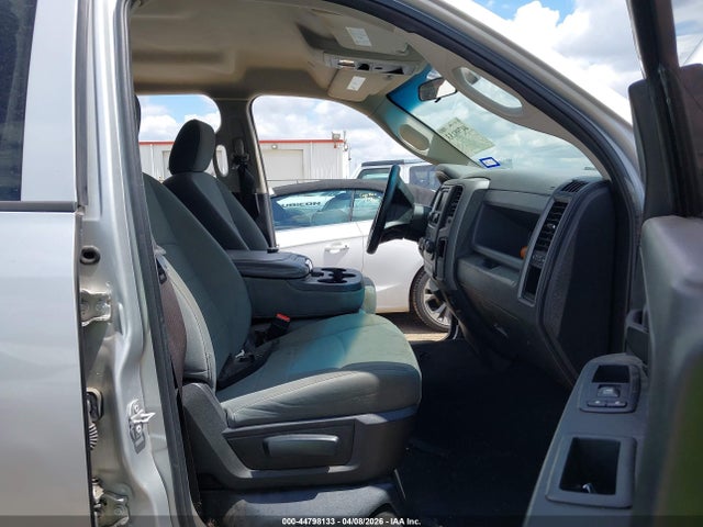 Продаж на аукціоні авто 2017 Ram 1500 Express  4x2 6'4 Box, vin: 1C6RR6FT7HS805566, номер лоту: 44798133