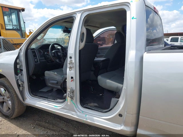 Продаж на аукціоні авто 2017 Ram 1500 Express  4x2 6'4 Box, vin: 1C6RR6FT7HS805566, номер лоту: 44798133