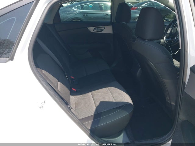 3KPF24AD1PE507164 KIA FORTE LX