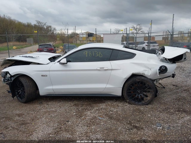 Продажа на аукционе авто 2015 Ford Mustang Gt, vin: 1FA6P8CF8F5361899, номер лота: 44798138
