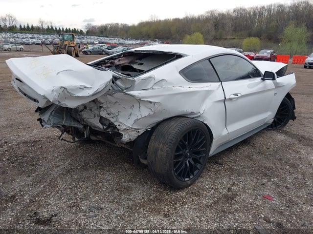 Продажа на аукционе авто 2015 Ford Mustang Gt, vin: 1FA6P8CF8F5361899, номер лота: 44798138