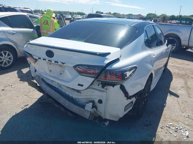 Продажа на аукционе авто 2018 Toyota Camry Se, vin: 4T1B11HK4JU677849, номер лота: 44798142