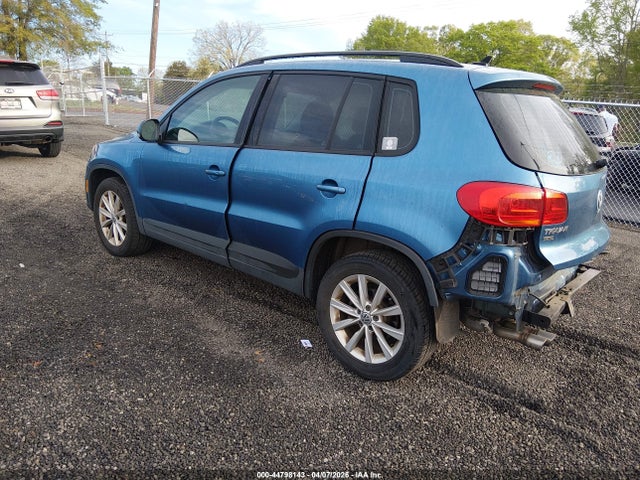 2018 Volkswagen Tiguan Limited 2.0t მანქანა იყიდება აუქციონზე, vin: WVGBV7AX2JK002798, აუქციონის ნომერი: 44798143
