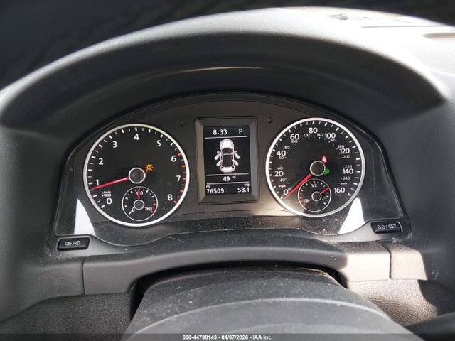 2018 Volkswagen Tiguan Limited 2.0t მანქანა იყიდება აუქციონზე, vin: WVGBV7AX2JK002798, აუქციონის ნომერი: 44798143