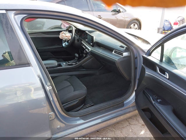 Продаж на аукціоні авто 2022 Kia K5 Lxs, vin: 5XXG14J22NG135652, номер лоту: 44798156