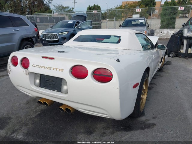 44798171 :رقم المزاد ، 1G1YY32G915110761 vin ، 2001 Chevrolet Corvette مزاد بيع