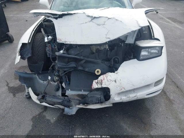 44798171 :رقم المزاد ، 1G1YY32G915110761 vin ، 2001 Chevrolet Corvette مزاد بيع
