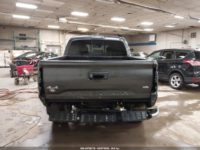 Продажа на аукционе авто 2018 Toyota Tacoma Sr5 V6, vin: 3TMCZ5AN8JM180367, номер лота: 44798176