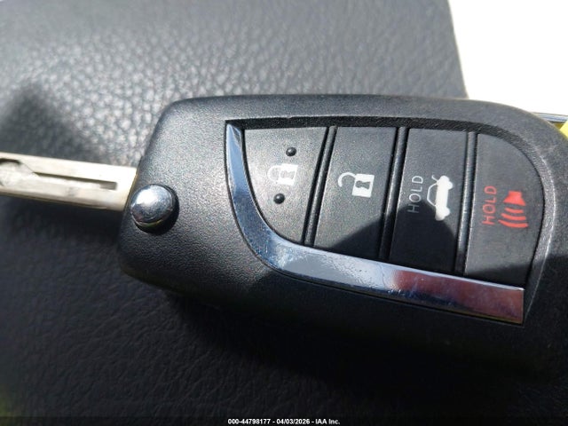 4T1G11AK0PU810700 Toyota CAMRY SE