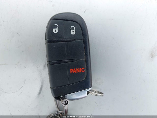 1C4RJEAG0LC203521 Jeep Grand Cherokee Laredo E 4x2