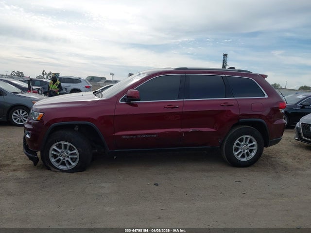 1C4RJEAG0LC203521 Jeep Grand Cherokee Laredo E 4x2