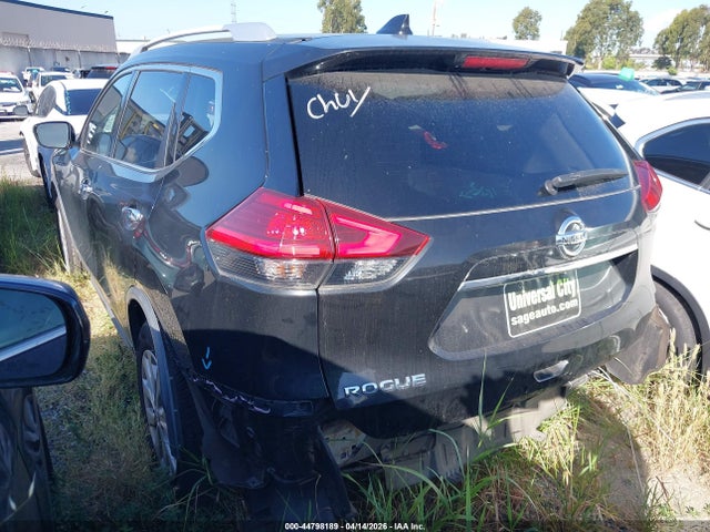 Nissan ROGUE S 2017 JN8AT2MT2HW131360 Image 3