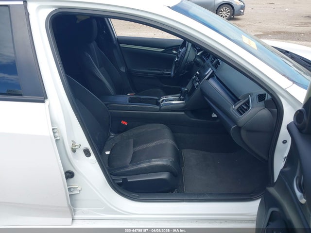 44798197 :رقم المزاد ، 19XFC2F83KE049116 vin ، 2019 Honda Civic Sport مزاد بيع