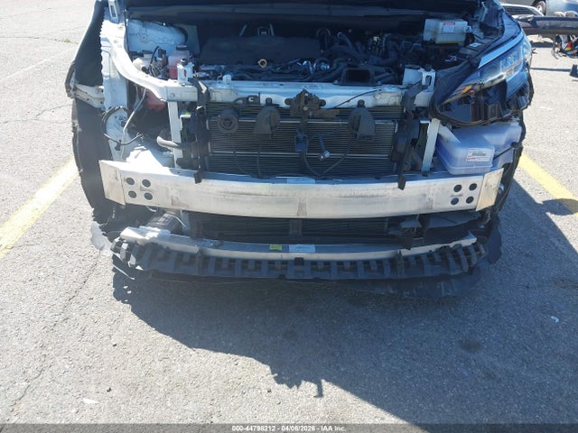 Toyota SIENNA LE 2023 5TDKRKEC8PS169767 Image 6