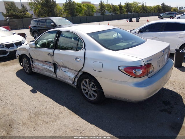 44798213 :رقم المزاد ، JTHBF30G620037142 vin ، 2002 Lexus Es 300 مزاد بيع