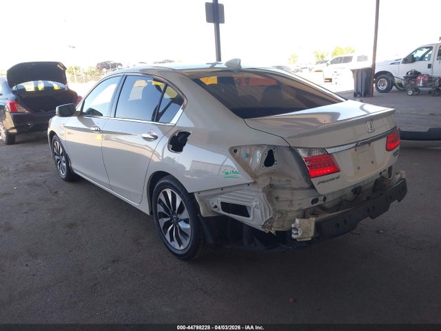 1HGCR6F77FA000074 Honda Accord Hybrid Touring