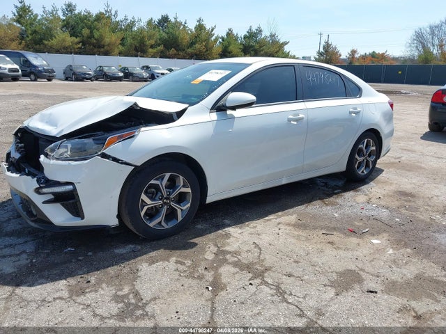 Продажа на аукционе авто 2019 Kia Forte Lxs, vin: 3KPF24AD4KE122111, номер лота: 44798247