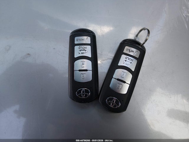 3MYDLBYV0HY166719 Toyota YARIS IA