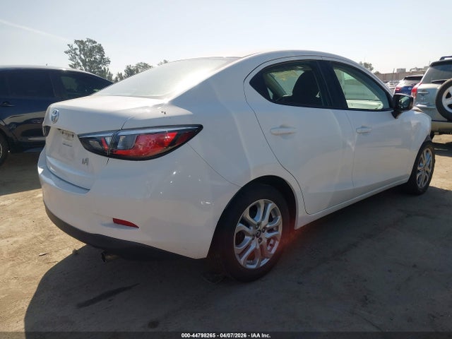 3MYDLBYV0HY166719 Toyota YARIS IA