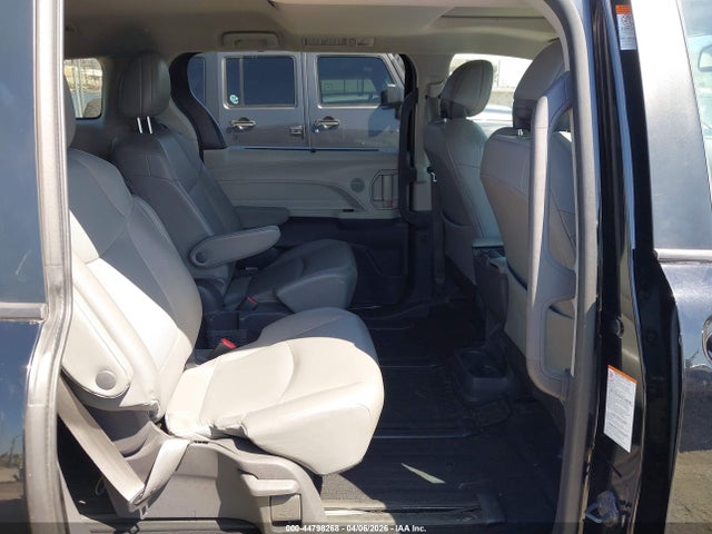 2021 TOYOTA SIENNA 5TDJRKEC8MS002638 Photo 7