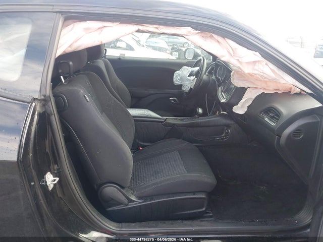 Dodge Challenger Sxt 2018 2C3CDZAG8JH306107 Image 5
