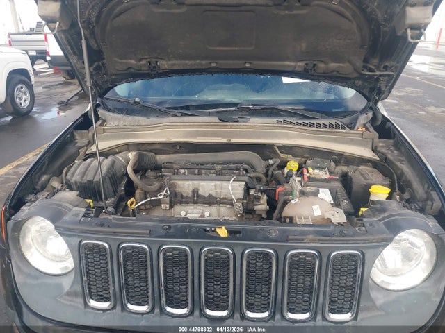 44798302 :رقم المزاد ، ZACCJBBB3HPE84188 vin ، 2017 Jeep Renegade Latitude 4x4 مزاد بيع